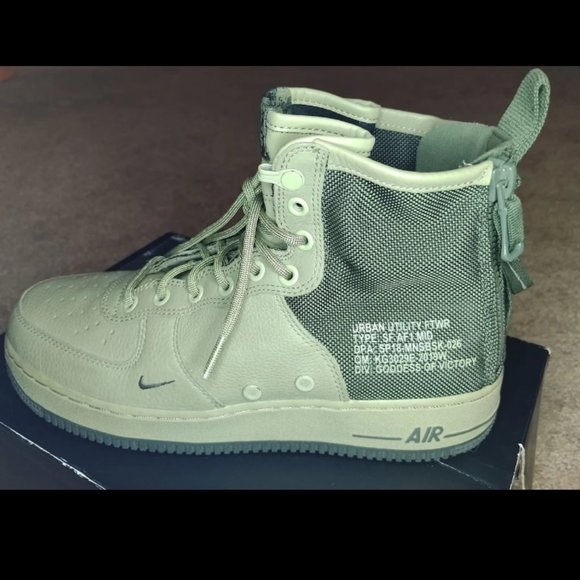 Nike Air Force 1 Mid \'Mushroom\'